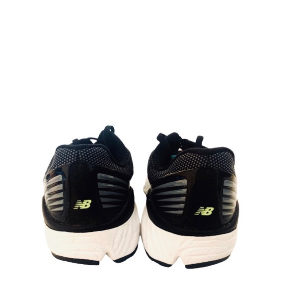 New Balance Vongo 2 Fresh Foam Running Shoes - Picture 6 of 11